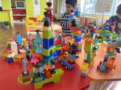 Децата учат чрез игра с LEGO Education 7