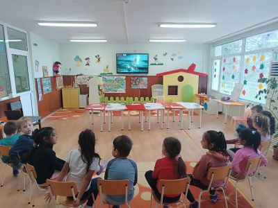 Дейности в клуб "Фолклор без граници" 2